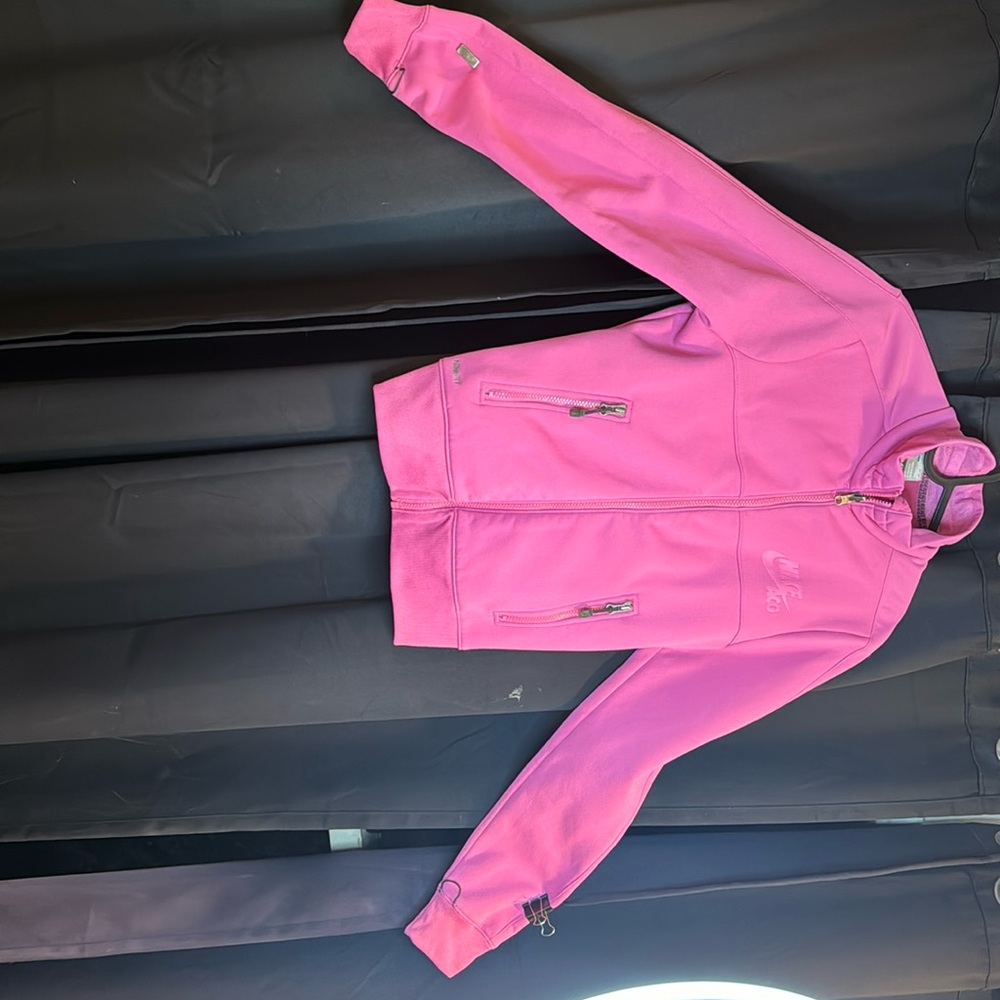 Size M Nike ACG Pink Zip Up